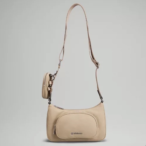 ❤️ Lululemon Crossbody with Nano Pouch 2L Trench NWT - Picture 2 of 16